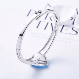Swarovski Elegant Geometric Bracelet