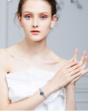 Swarovski Elegant Geometric Bracelet